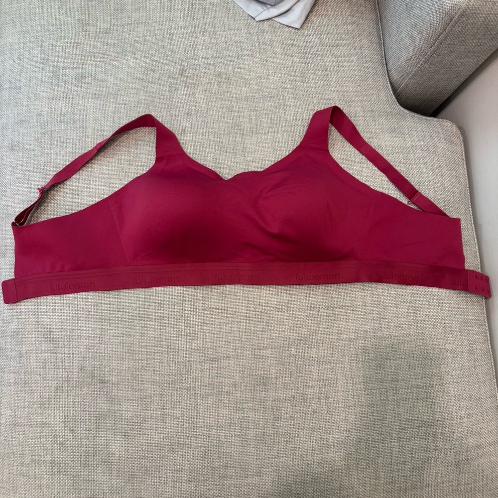 lululemon athletica Women's Sports Bra - dark pink